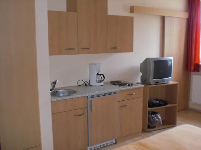 Bergkristall Otel Schwarzenberg am Bohmerwald